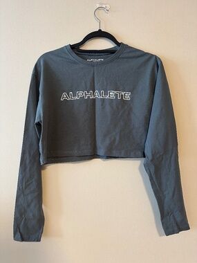 Alphalete Long Sleeve Crop Top